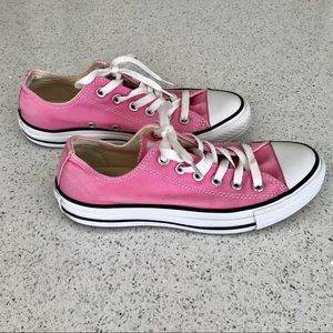 Low Top Pink Converse